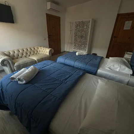 Pm 1 Via Armando Diaz Апартаменты