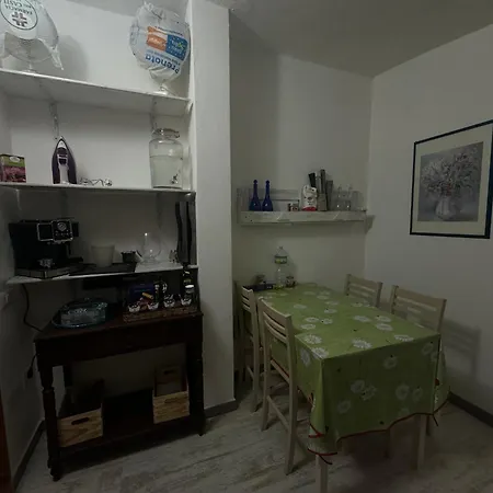 Pm 1 Via Armando Diaz Apartman *