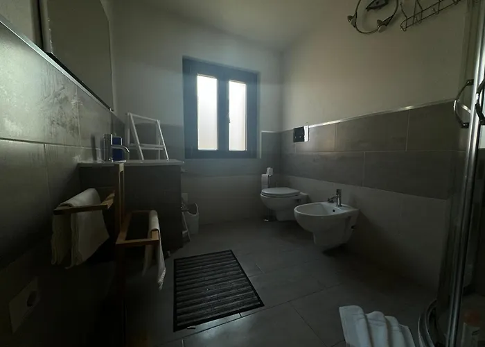 Pm 1 Via Armando Diaz * אולביה